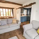 Cowper Cottage 2-Bed